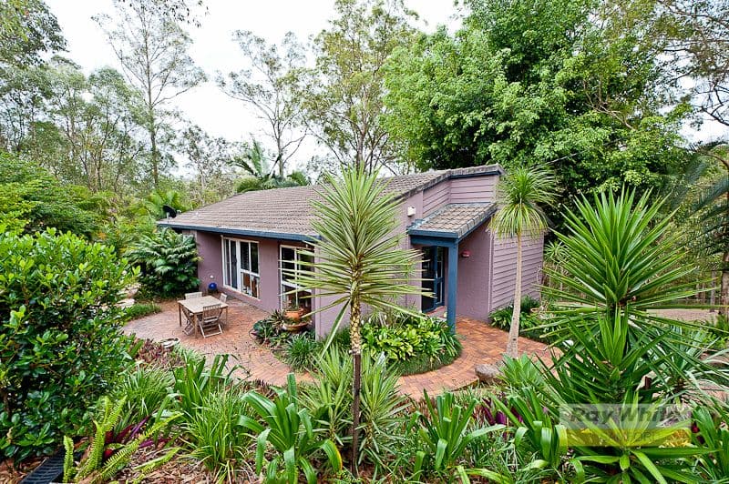 17 Fitzgerald Court, CLEAR MOUNTAIN QLD 4500, Clear Mountain - Thumbnail 2