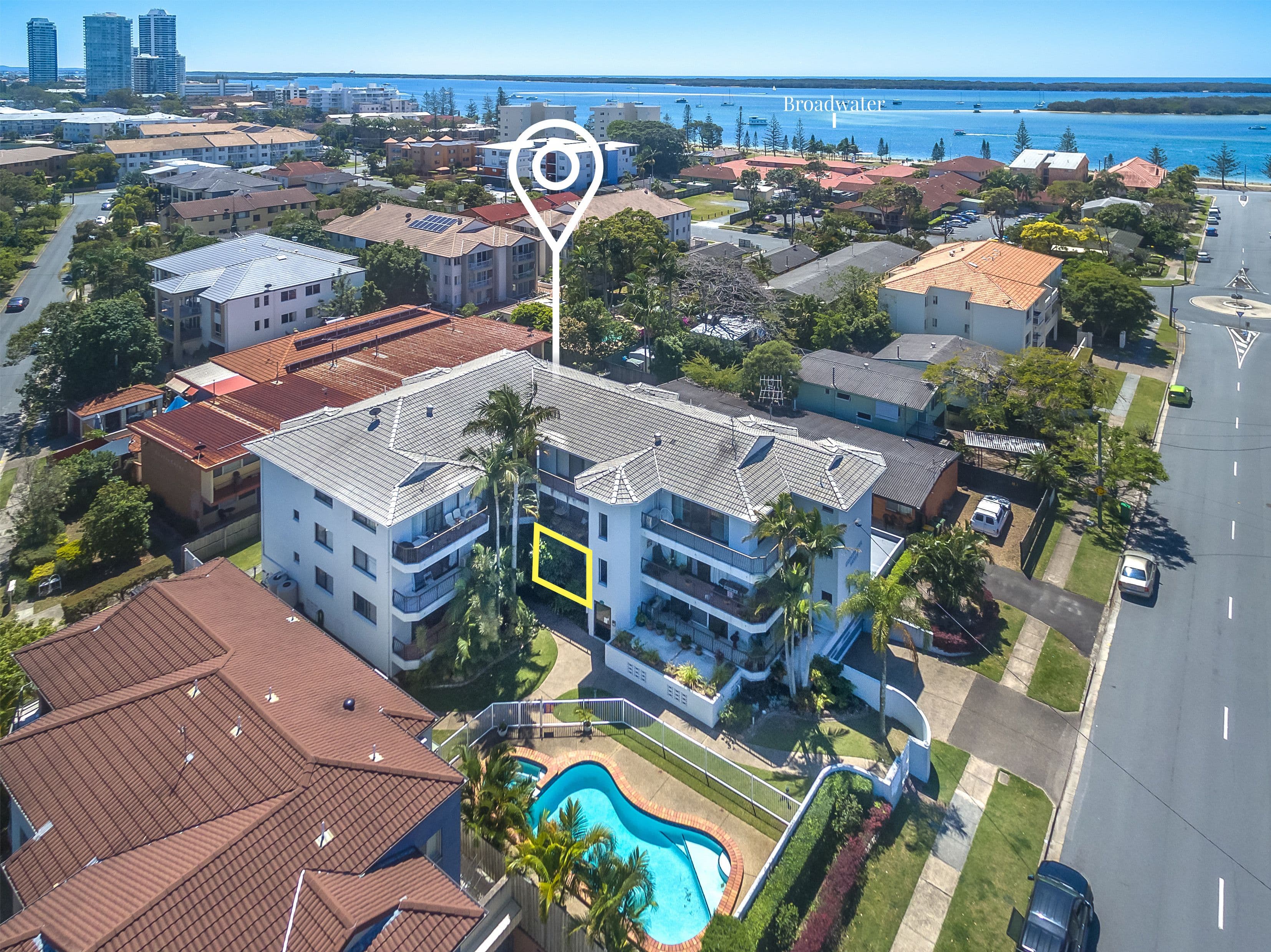 19 Parr Street, Biggera Waters QLD 4216, Biggera Waters - Thumbnail 2