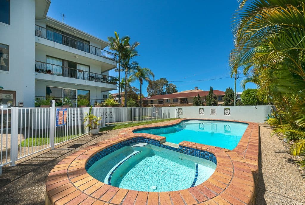 19 Parr Street, Biggera Waters QLD 4216, Biggera Waters - Thumbnail 3