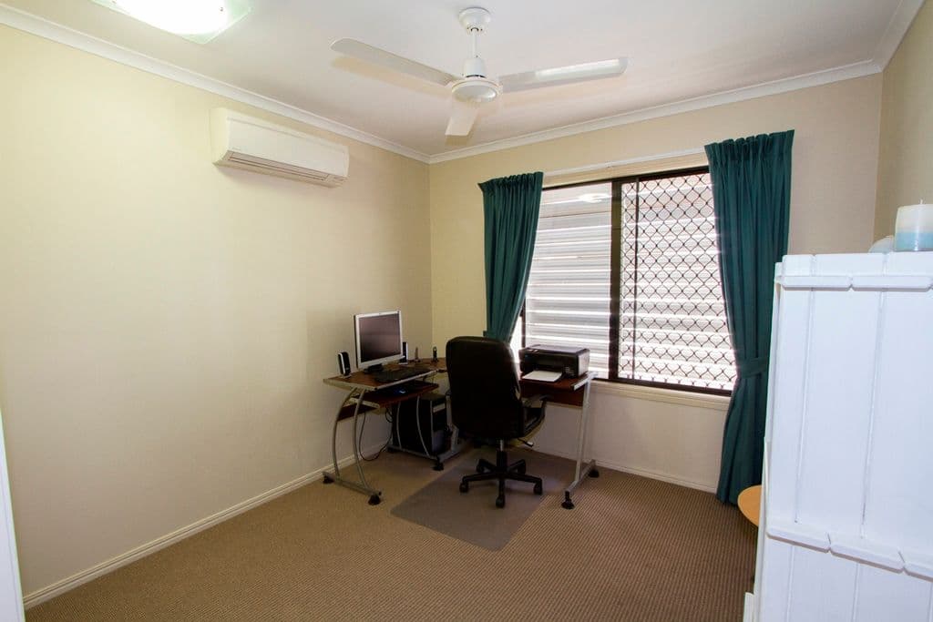18 Sheerwater Drive, DOUGLAS QLD 4814, Douglas - Thumbnail 8