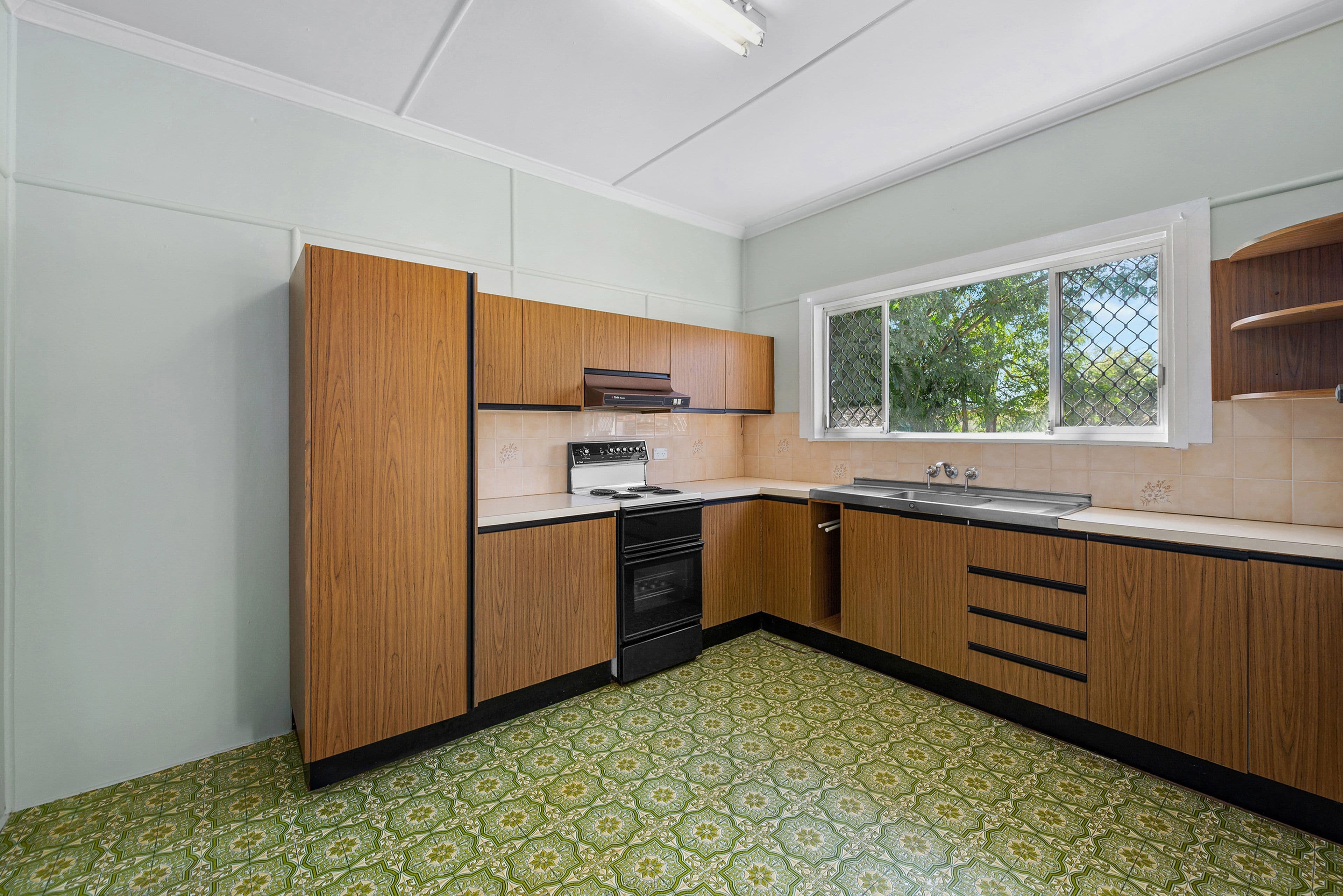 55 Whitworth Road, Cannon Hill QLD 4170, Cannon Hill - Thumbnail 4