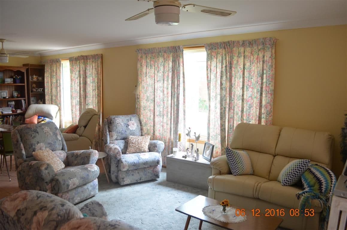11 Blowering Road, Tumut - Thumbnail 2