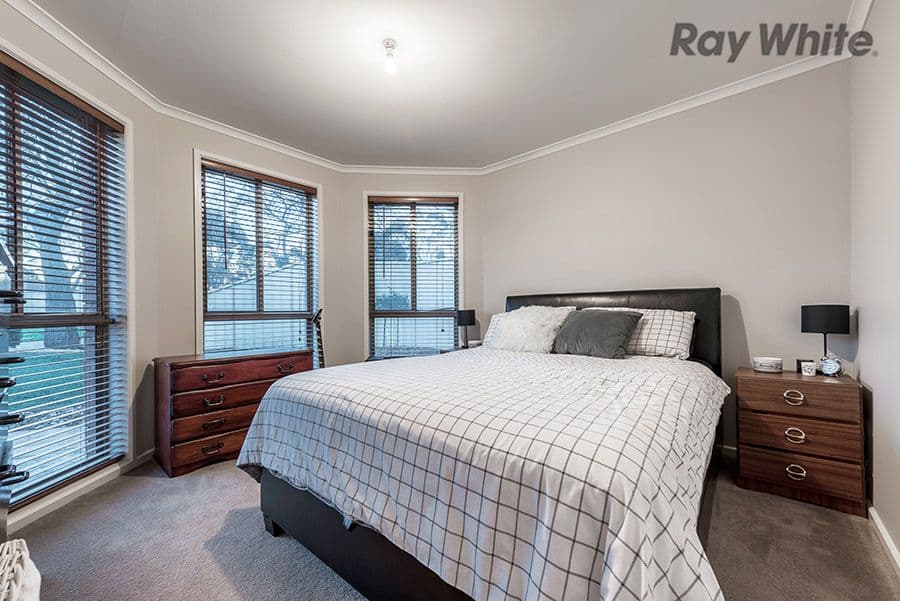 2 Poa Court, Delahey VIC 3037, Delahey - Thumbnail 7