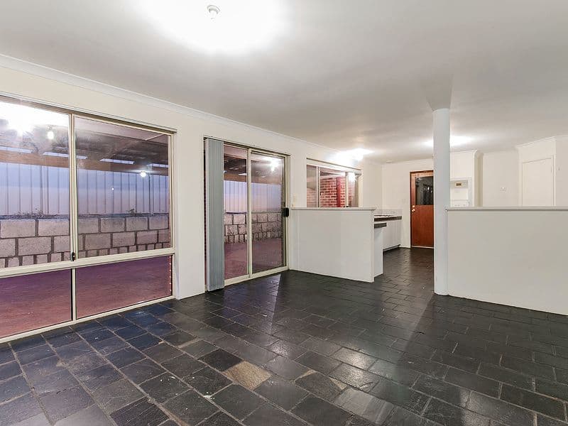 4 Karlak Close, Leda WA 6170, Leda - Thumbnail 3