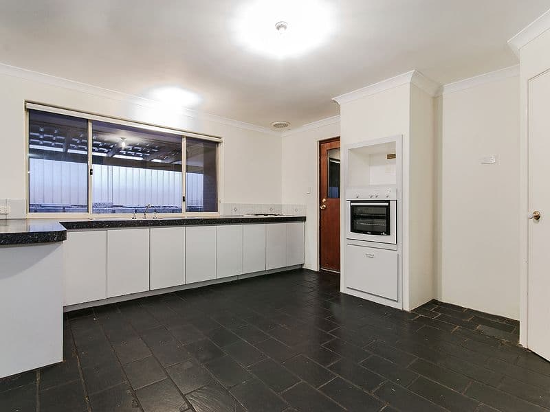 4 Karlak Close, Leda WA 6170, Leda - Thumbnail 6