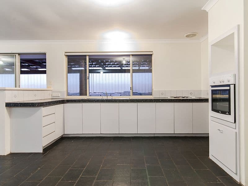 4 Karlak Close, Leda WA 6170, Leda - Thumbnail 7