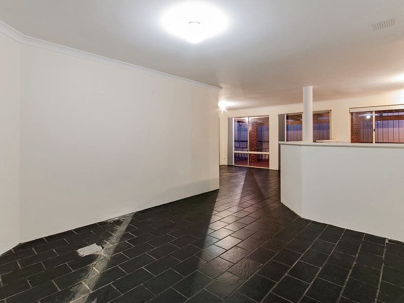 4 Karlak Close, Leda WA 6170, Leda - Thumbnail 8
