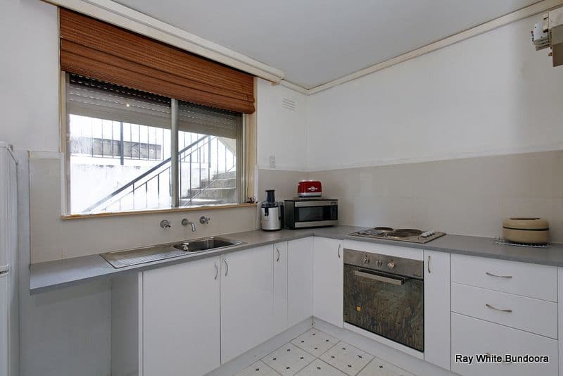 696 Plenty Road, RESERVOIR VIC 3073, Reservoir - Thumbnail 2