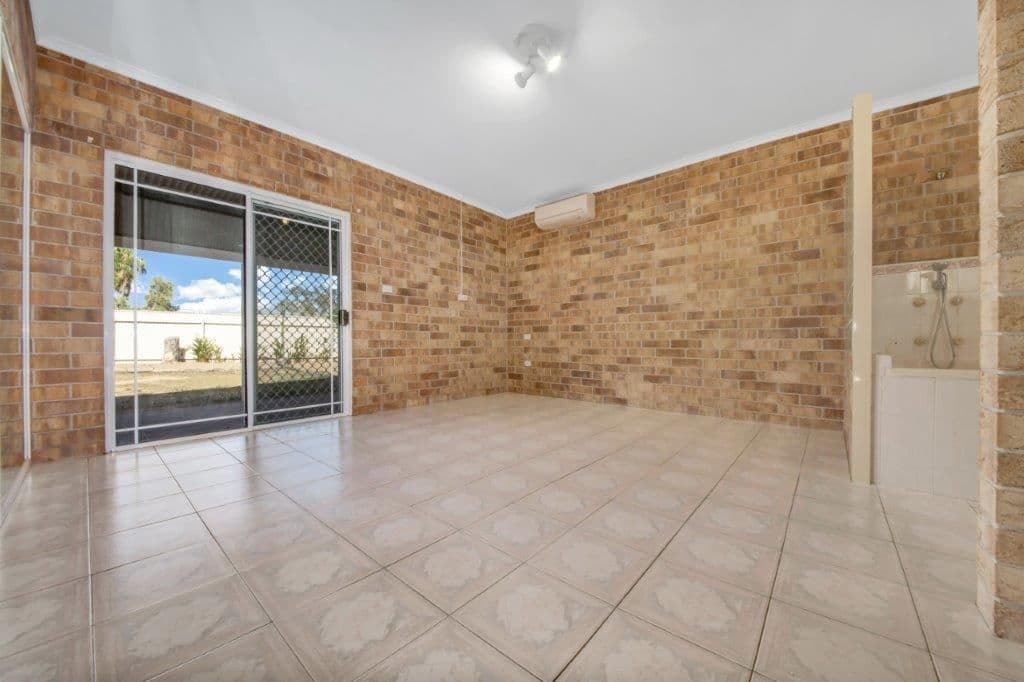 16 Emerson Court, South Gladstone QLD 4680, South Gladstone - Thumbnail 5