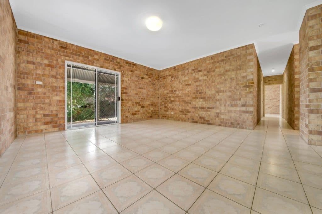 16 Emerson Court, South Gladstone QLD 4680, South Gladstone - Thumbnail 8
