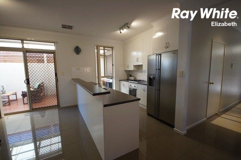 5 Flannery Crescent, Andrews Farm SA 5114, Andrews Farm - Thumbnail 7