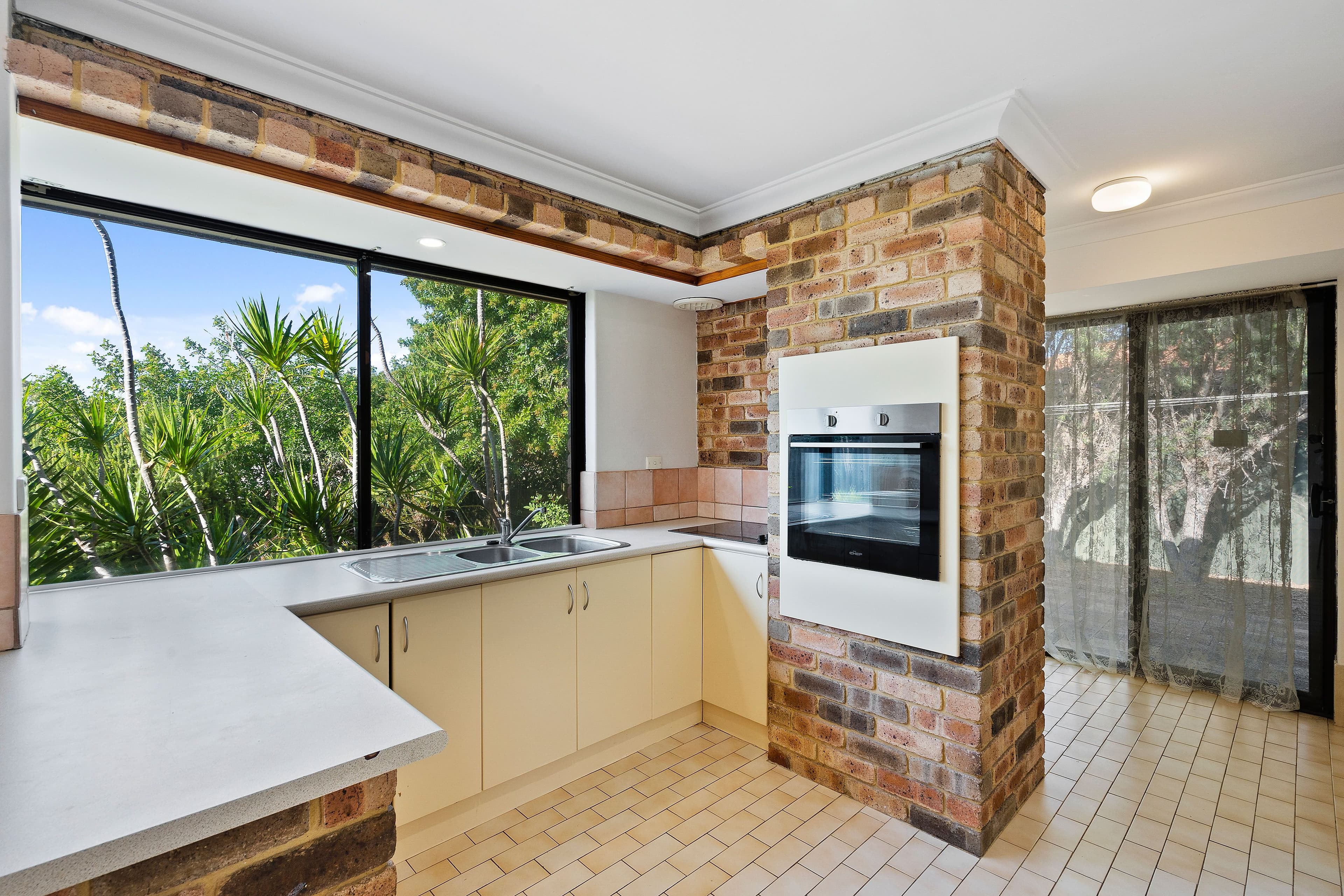 11 Wisteria Parade, Edgewater WA 6027, Edgewater - Thumbnail 8