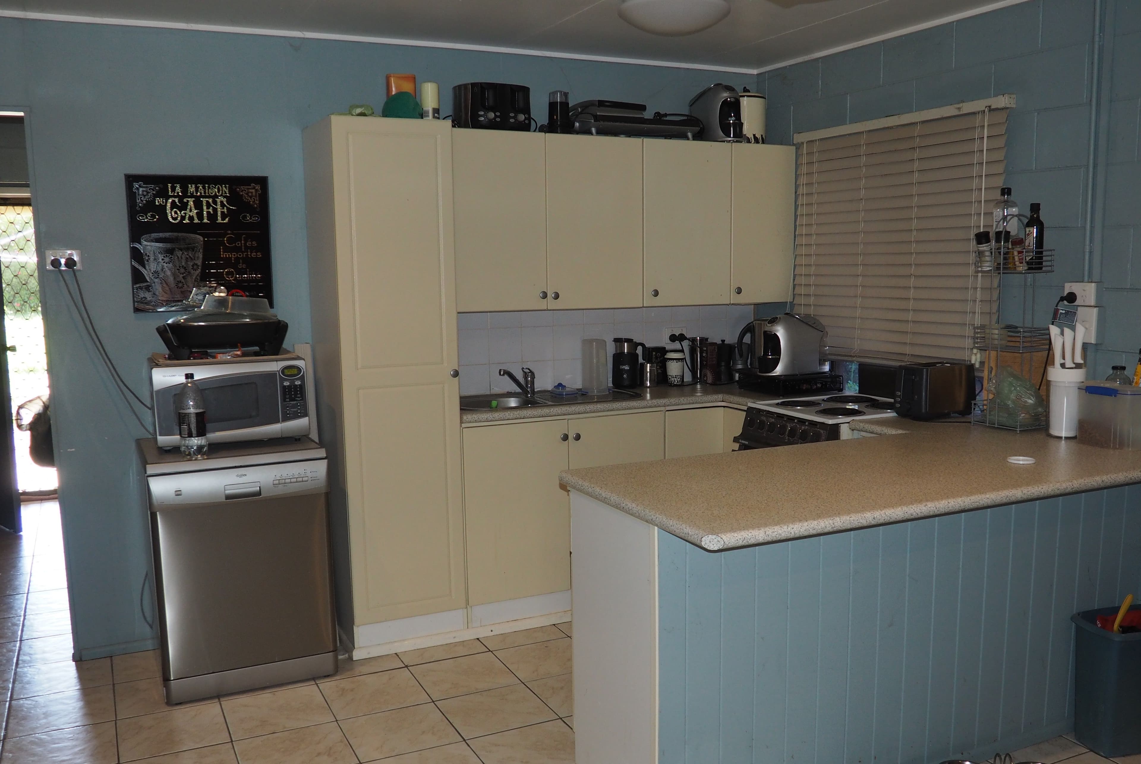 33 Rawson Street, Aldershot QLD 4650, Aldershot - Thumbnail 4