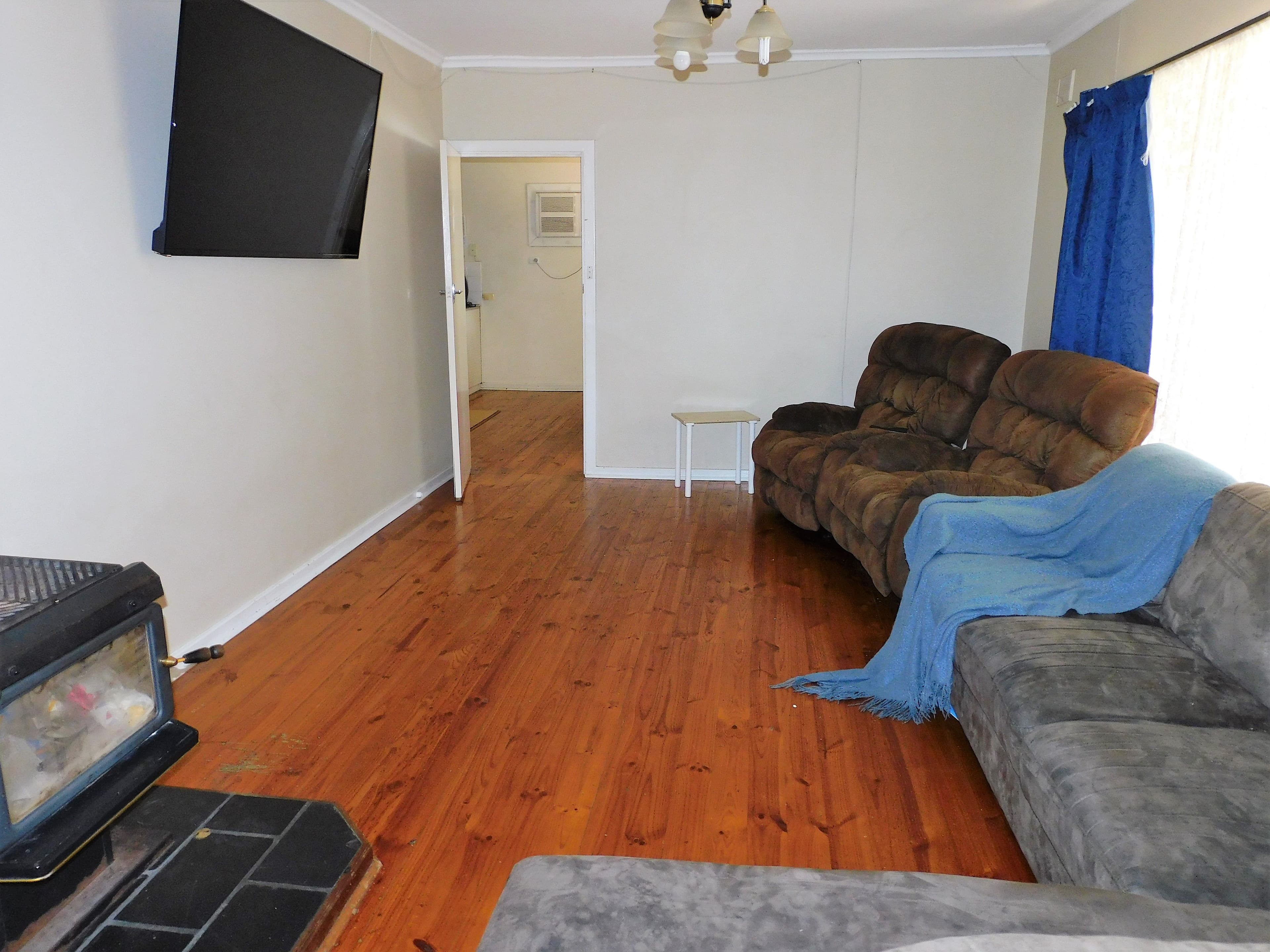 12 Oliver Street, Bordertown SA 5268, Bordertown - Thumbnail 4