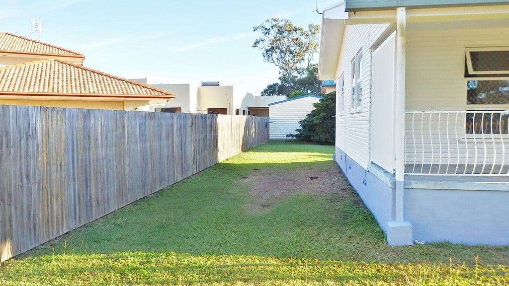 42 Esplanade, Point Vernon QLD 4655, Point Vernon - Thumbnail 3