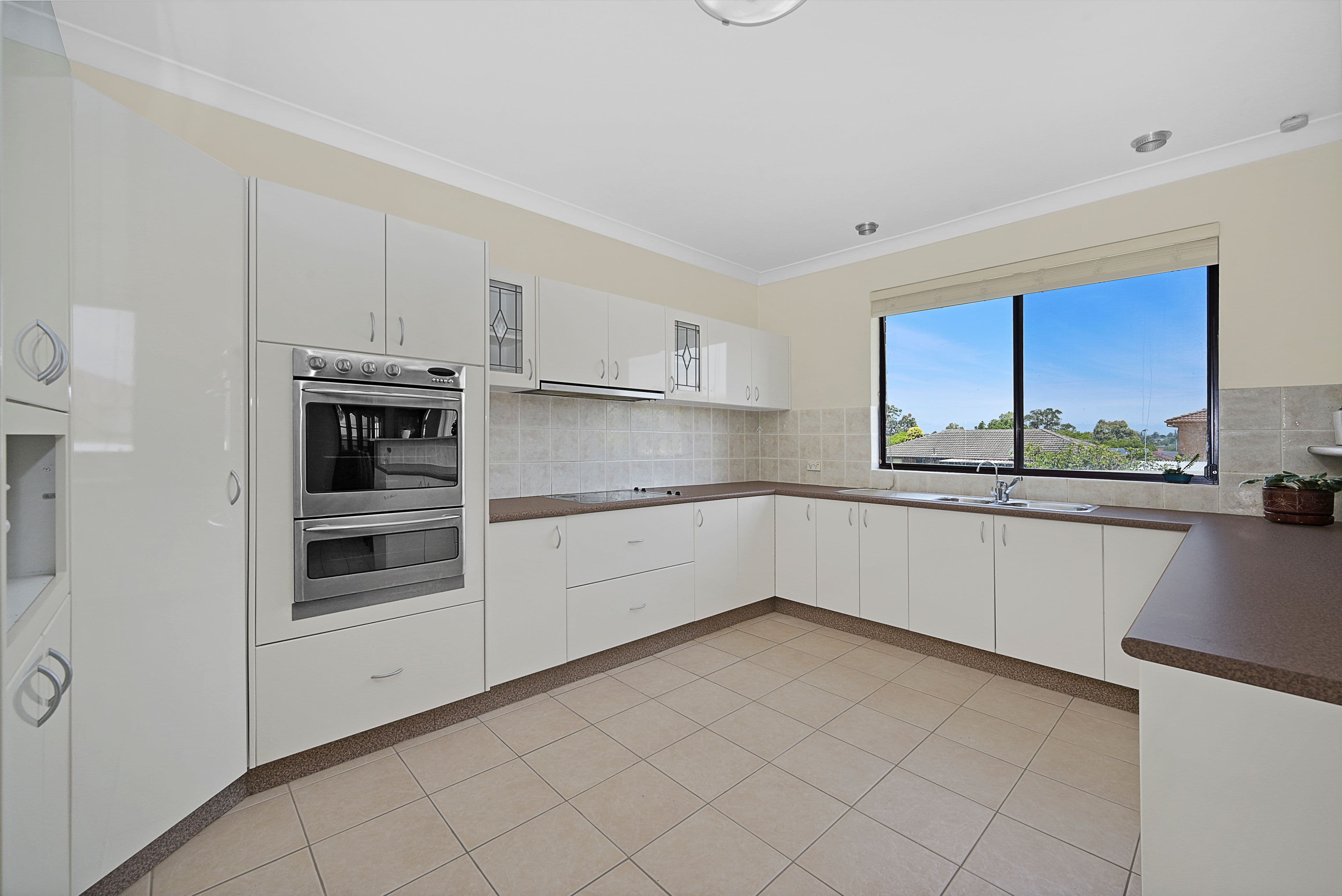 6 Beckhaus Street, St Johns Park NSW 2176, St Johns Park - Thumbnail 3