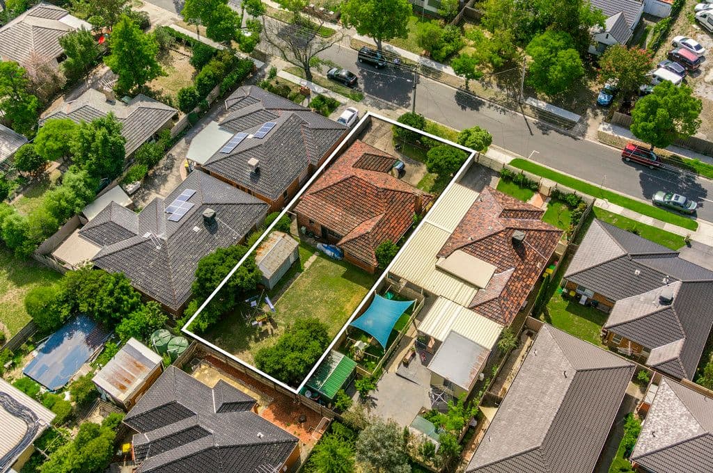 16 Alexander Street, Mitcham VIC 3132, Mitcham - Thumbnail 4