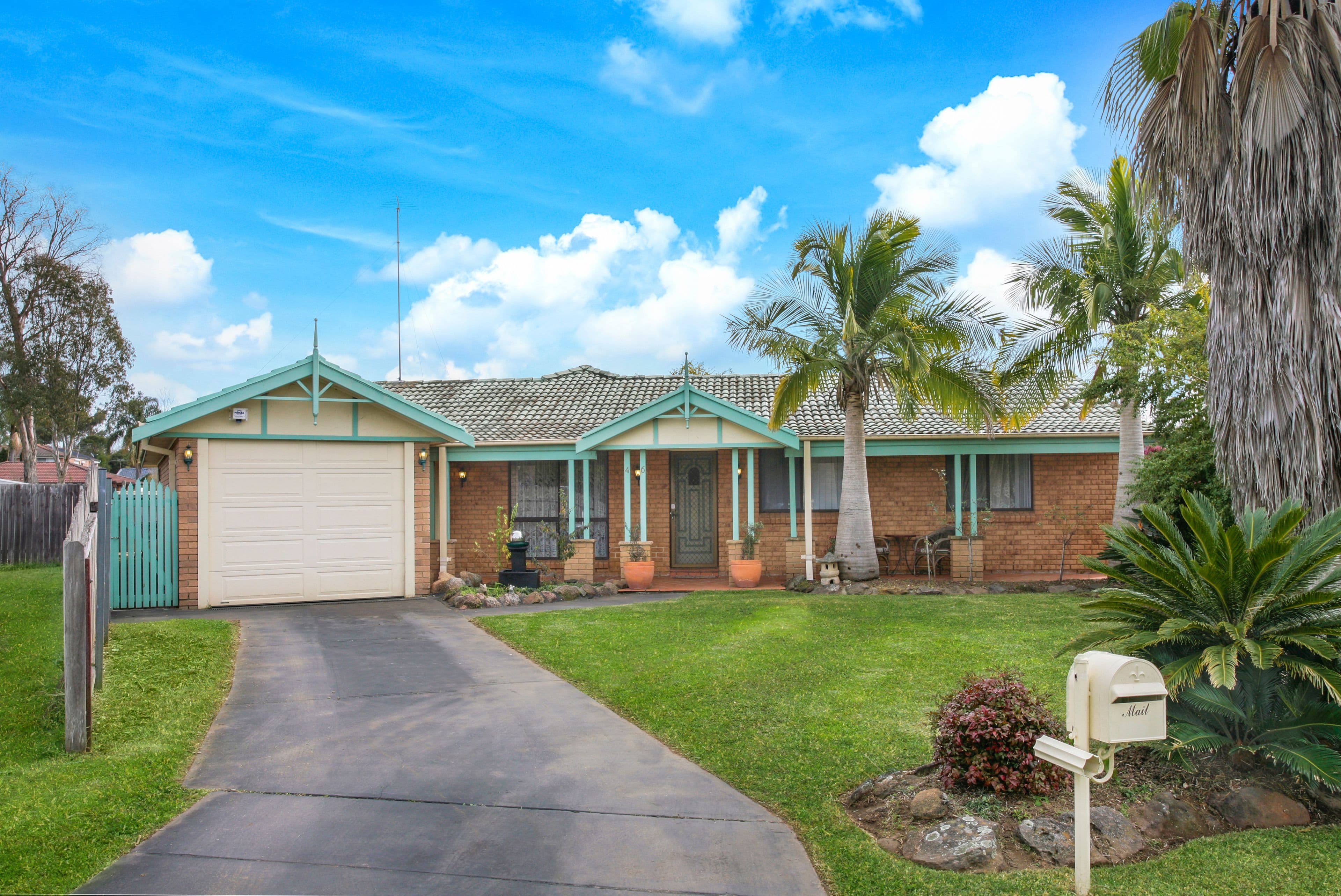 46 Speers Crescent, Oakhurst - Image 1