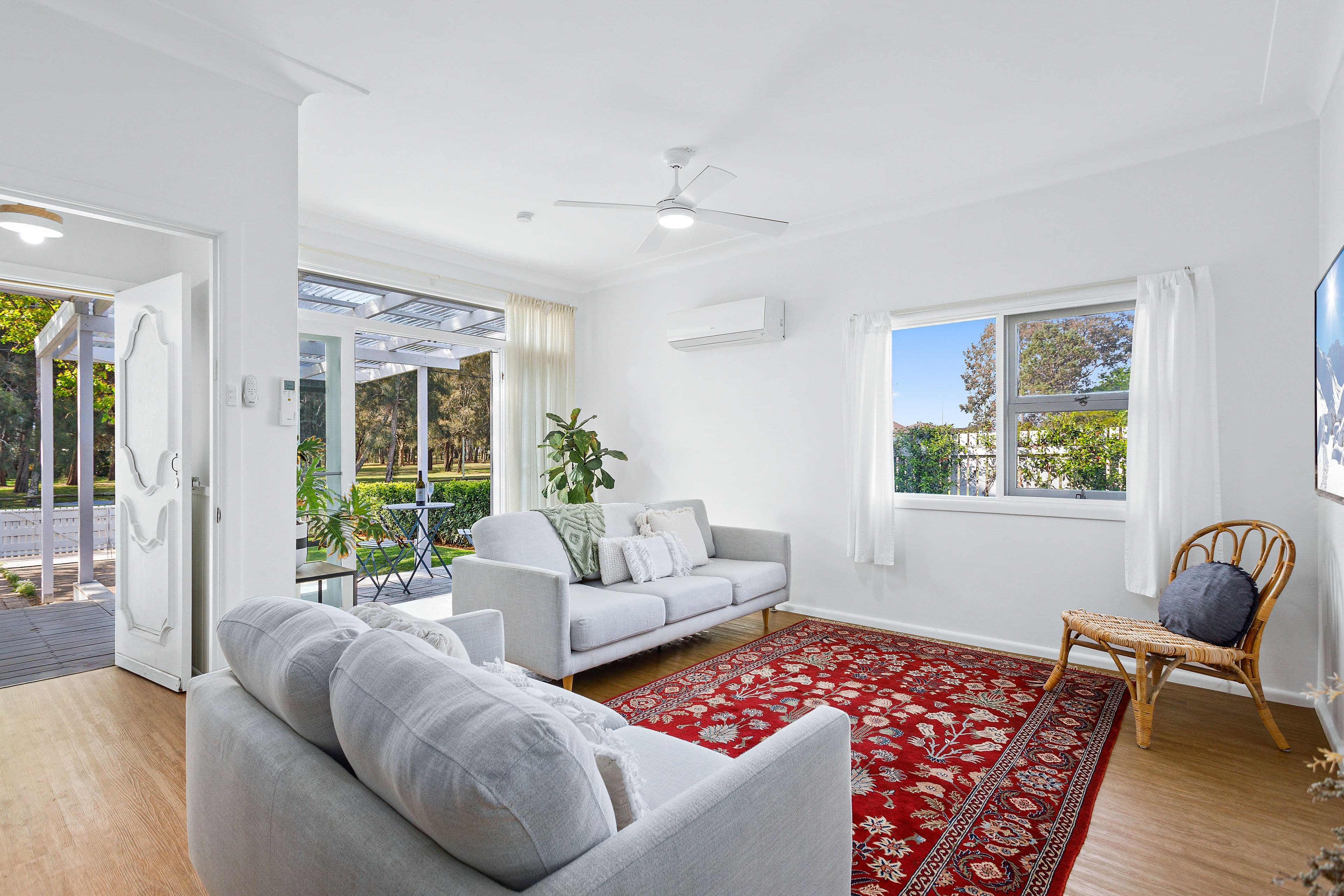 67 Deakin Street, Oak Flats NSW 2529, Oak Flats - Thumbnail 2