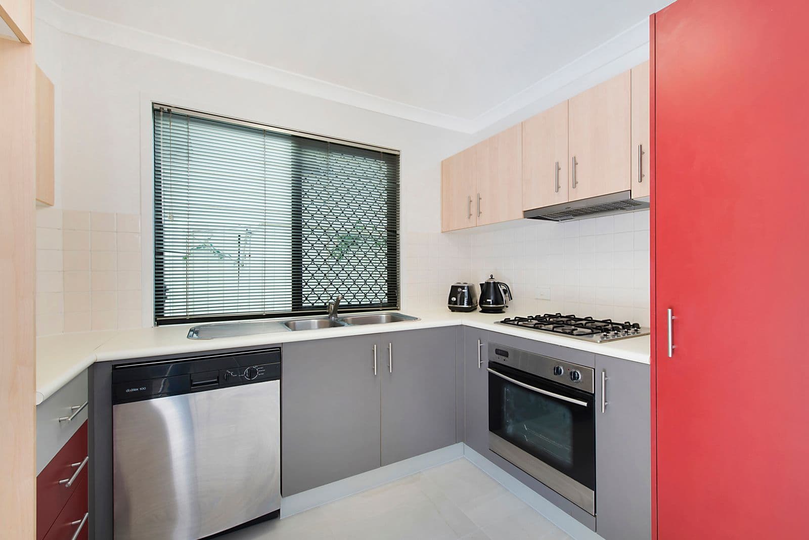 106 Juliette Street, Greenslopes QLD 4120, Greenslopes - Thumbnail 4