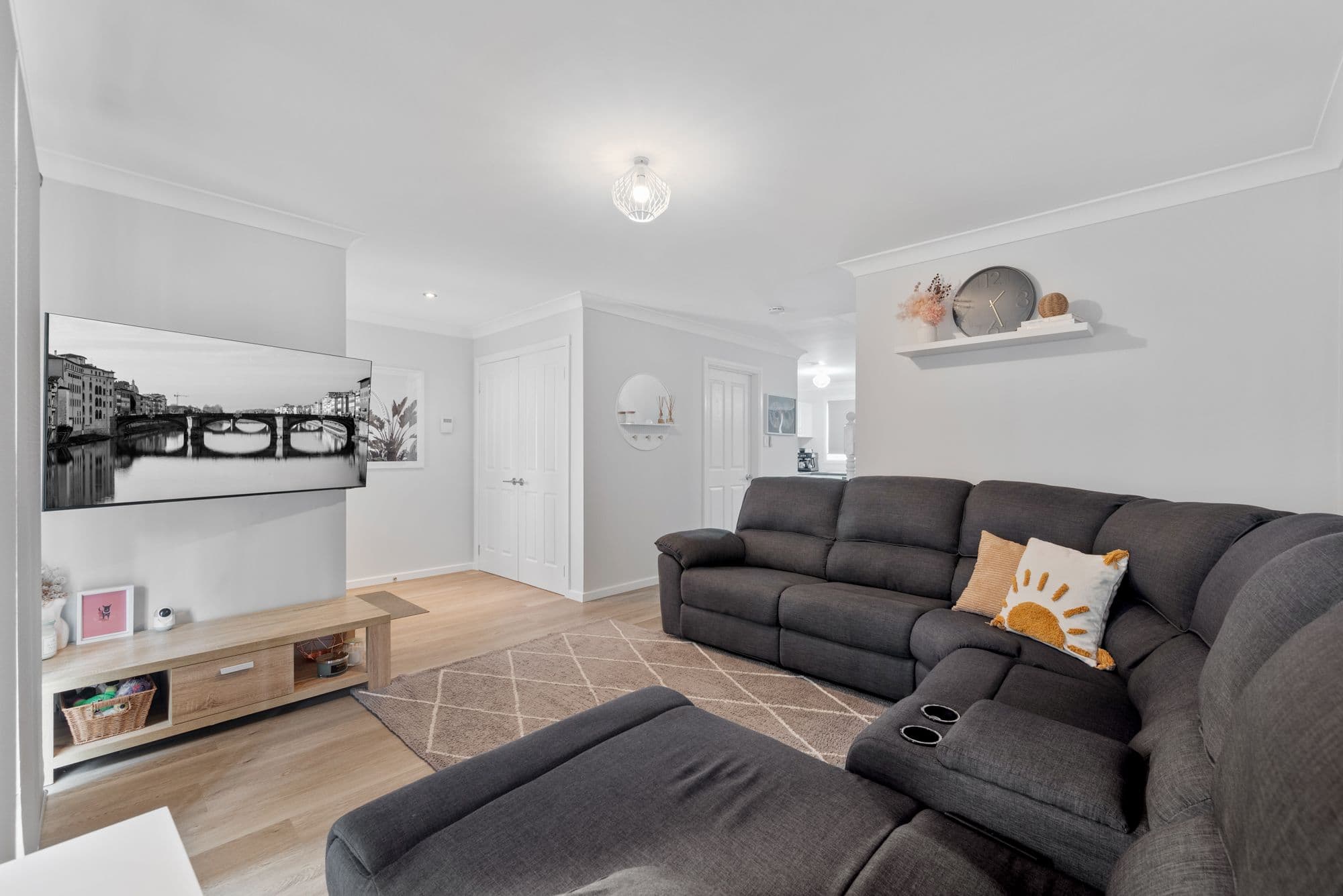 84 Glenfield Drive, Currans Hill NSW 2567, Currans Hill - Thumbnail 2