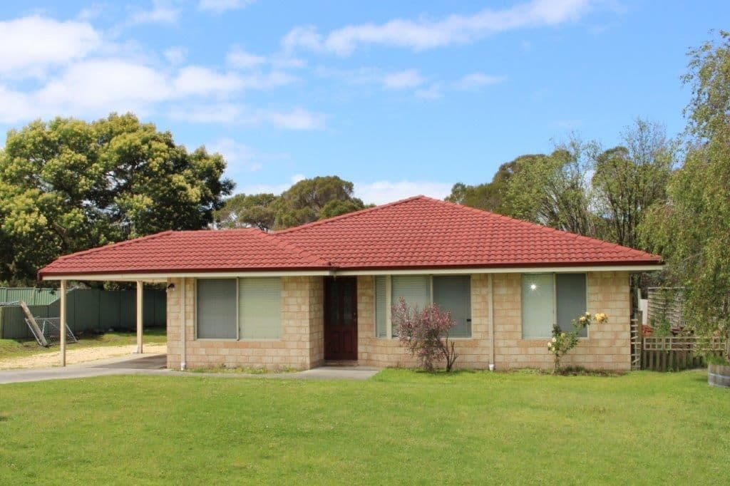 18 Clarke Close, DENMARK WA 6333, Denmark - Image 1