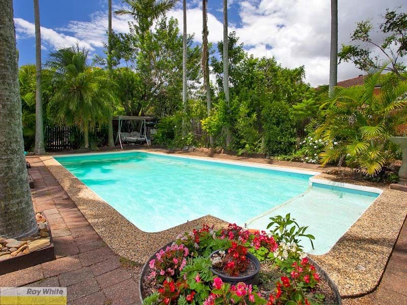 16 Pleasant Drive, ALBANY CREEK QLD 4035, Albany Creek - Thumbnail 2