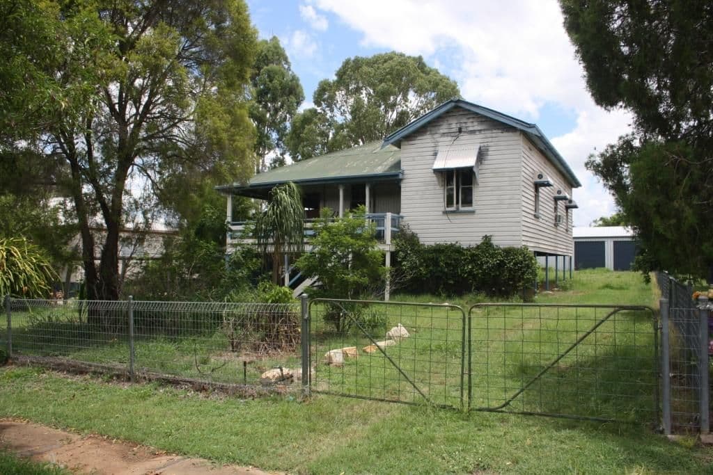 42 Leichhardt Street, MUNDUBBERA QLD 4626, Mundubbera - Image 1