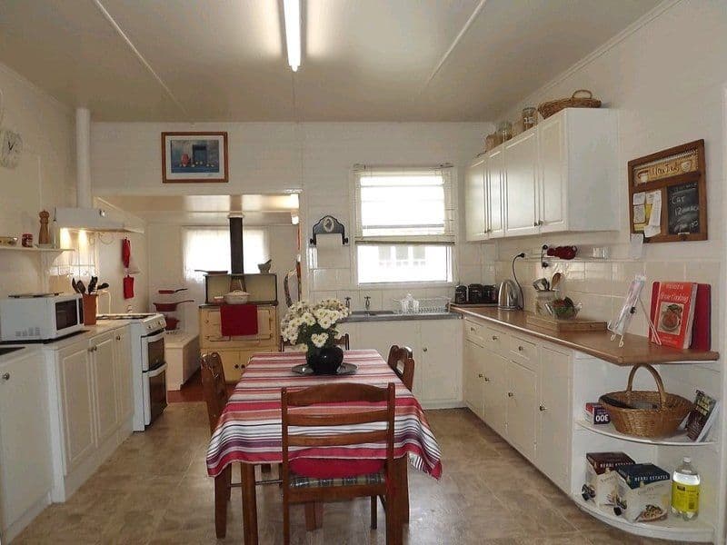 13 Short Street, CROWS NEST QLD 4355, Crows Nest - Thumbnail 2