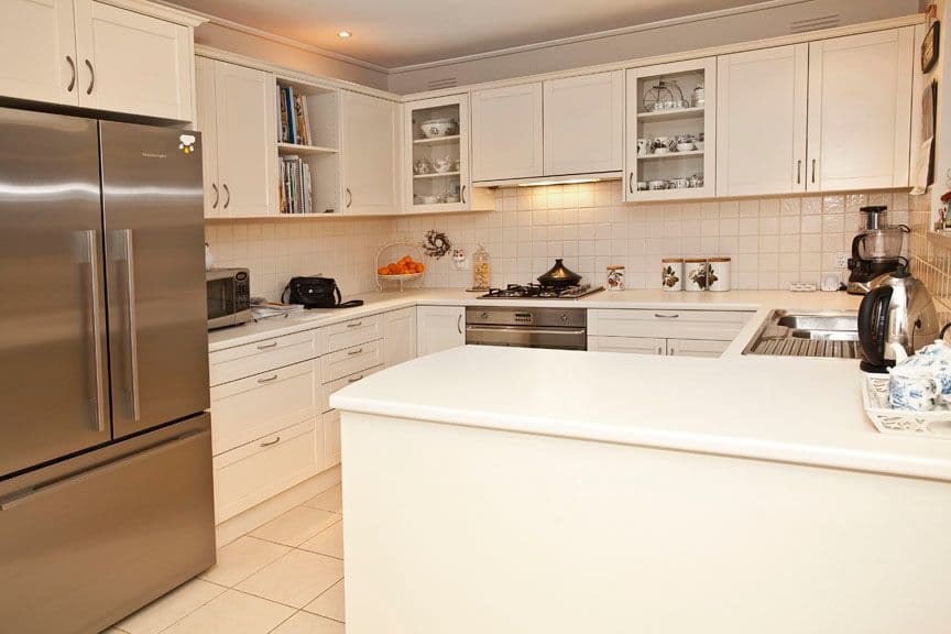 4 Tiverton Drive, MULGRAVE VIC 3170, Mulgrave - Thumbnail 3