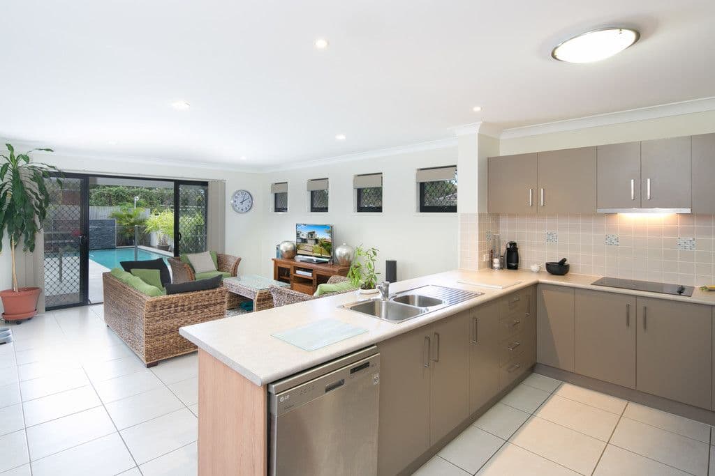 16a Long Street, Cleveland QLD 4163, Cleveland - Thumbnail 6