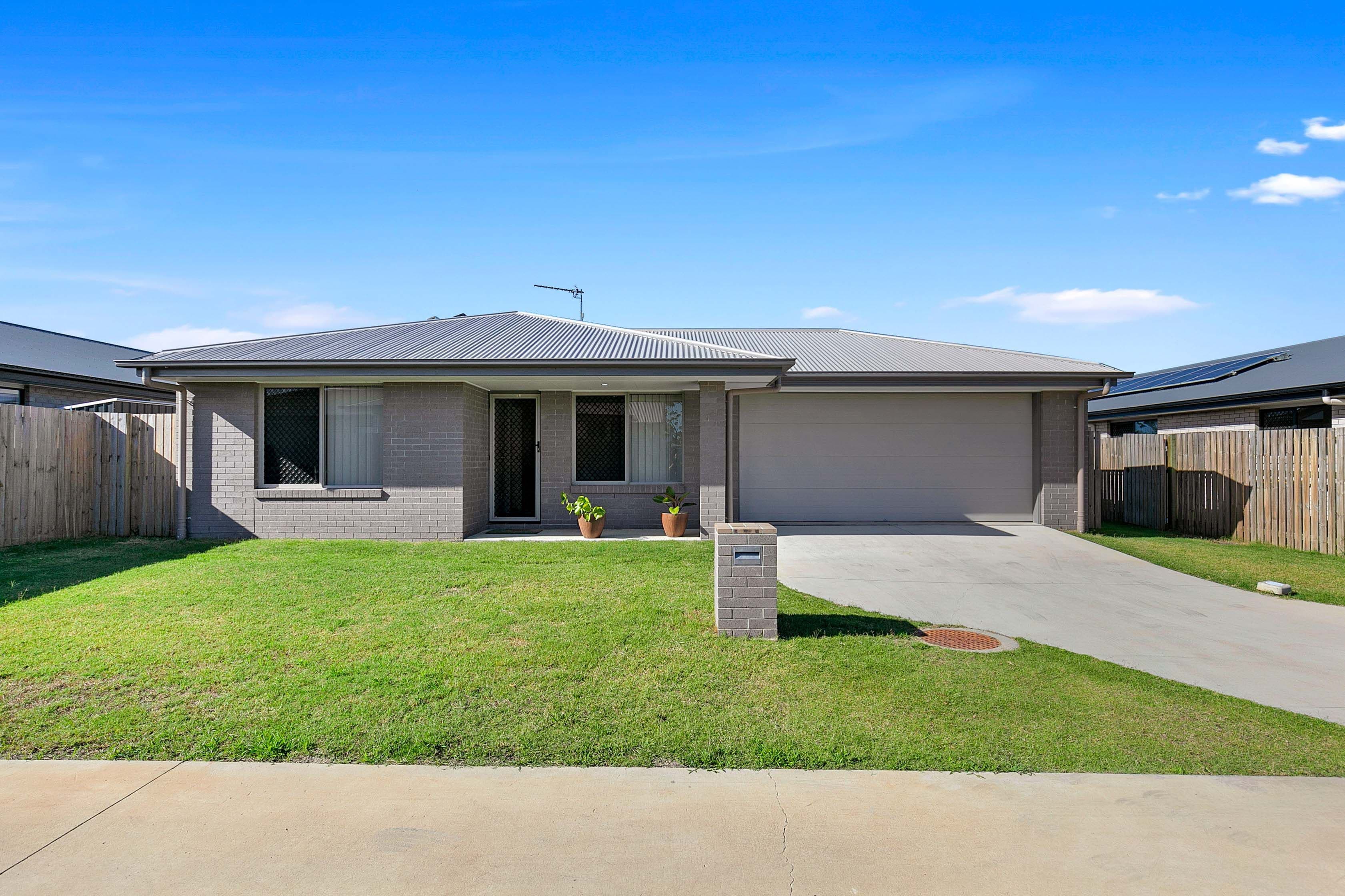 14 Larissa Way, Urangan QLD 4655, Urangan - Image 1