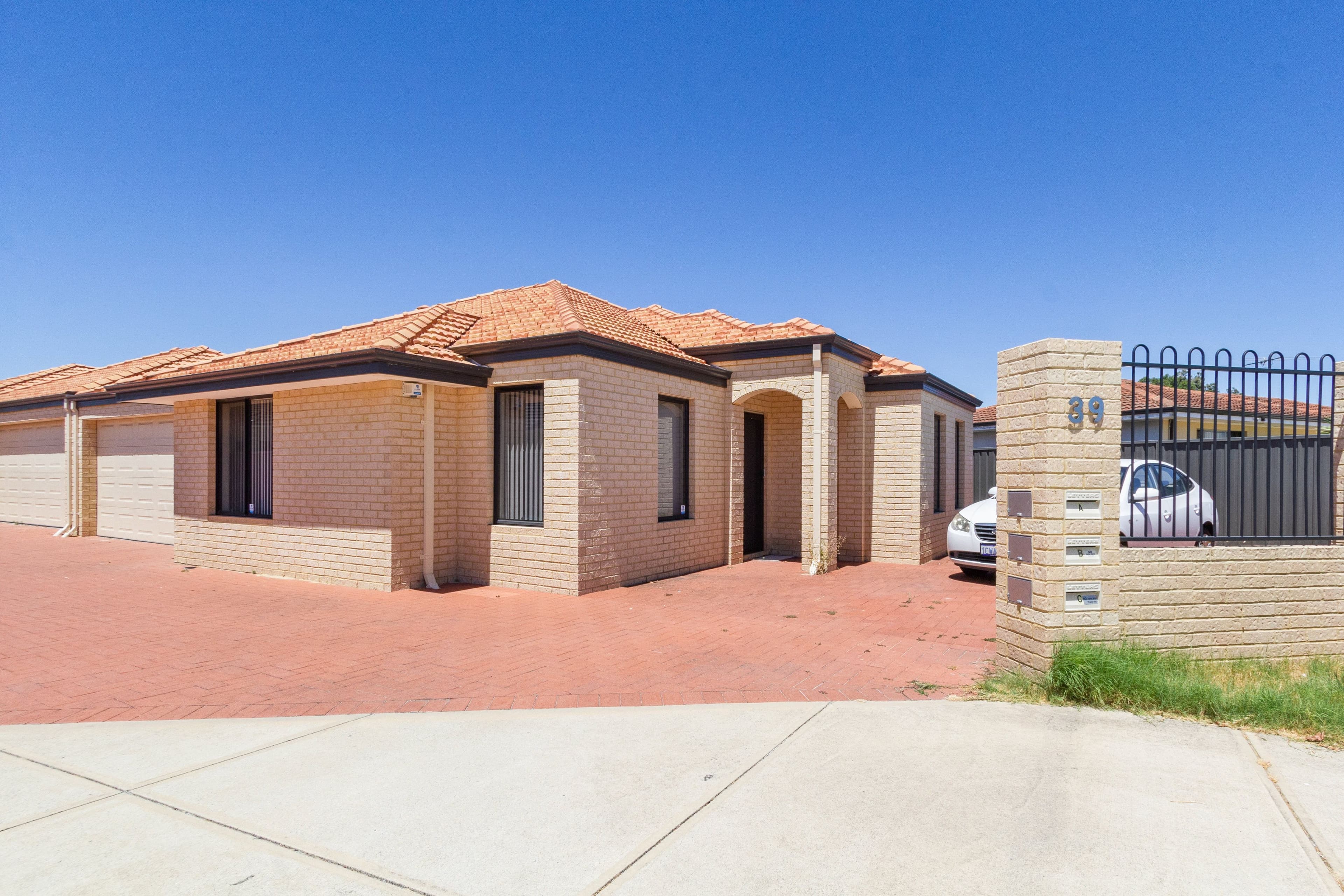 39a Holilond Way, Morley WA 6062, Morley - Thumbnail 2