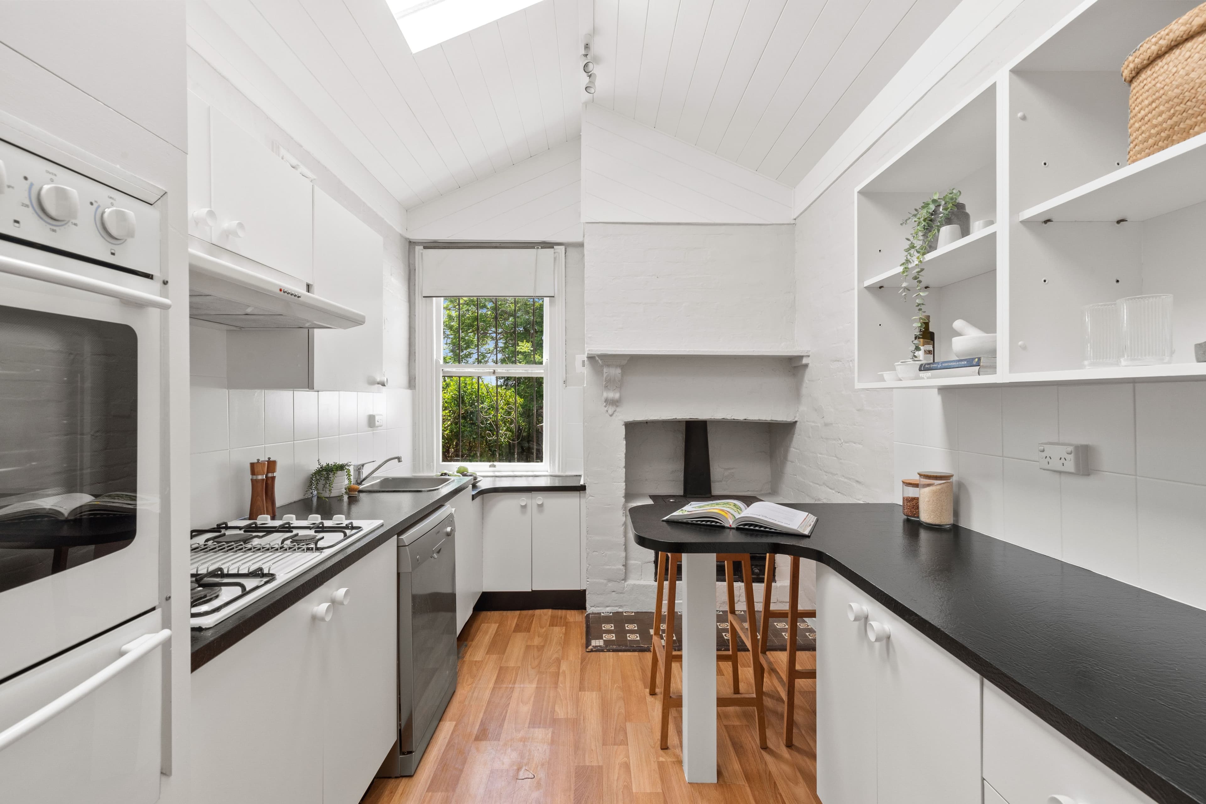 21 Charles Street, Petersham NSW 2049, Petersham - Thumbnail 6