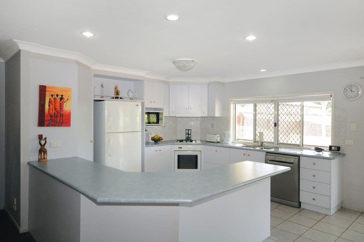 28 Strathconan Drive, GLENVALE QLD 4350, Glenvale - Thumbnail 4