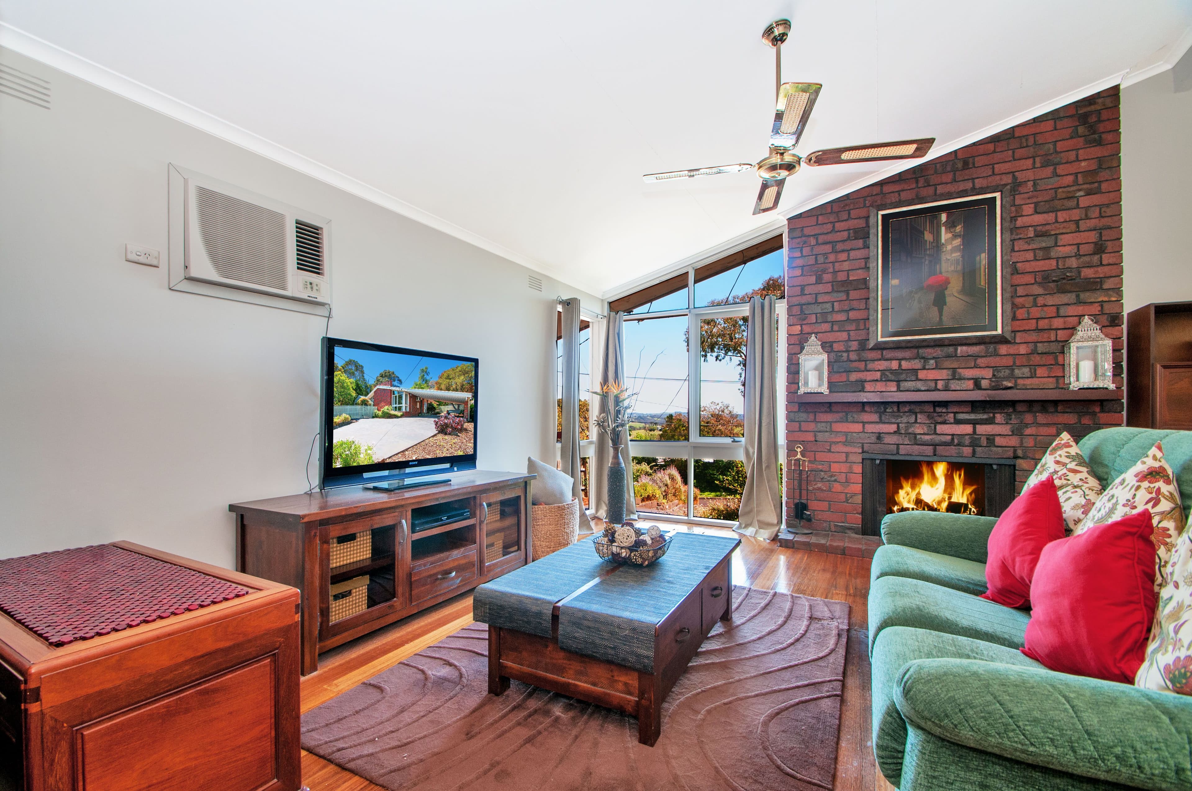 18 BLACKFRIARS Lane, Chirnside Park VIC 3116, Chirnside Park - Thumbnail 2