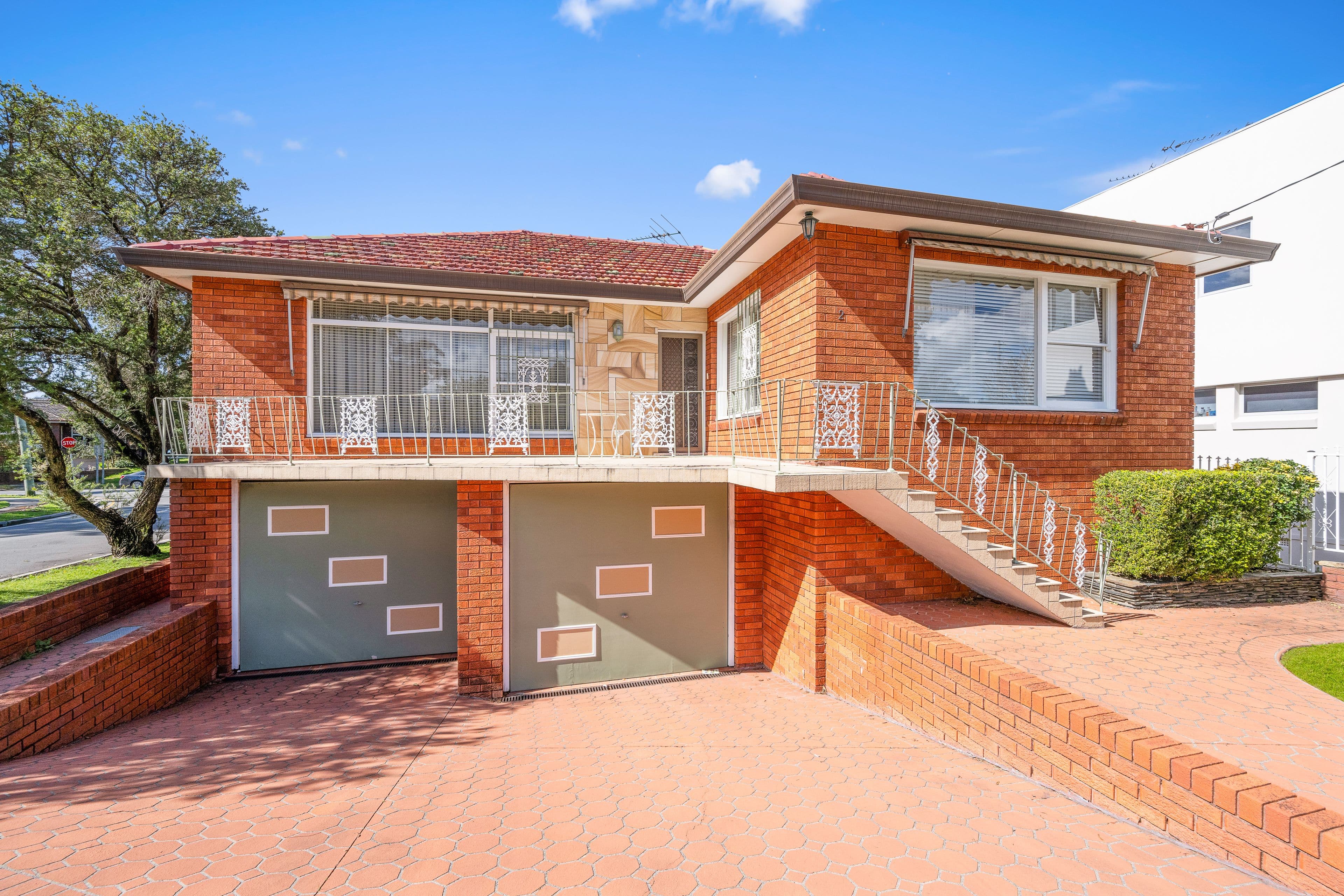 2 Flatrock Road, Kingsgrove NSW 2208, Kingsgrove - Thumbnail 3