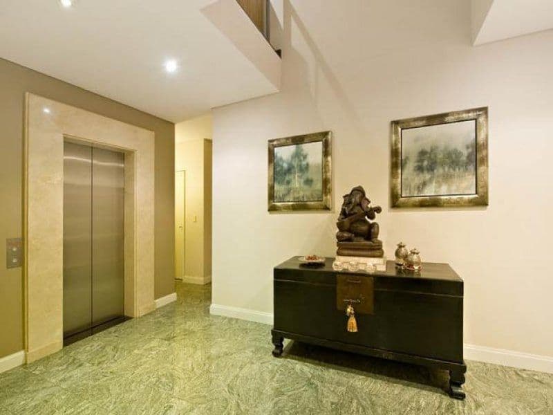 56 Burns Crescent, Chiswick - Thumbnail 6