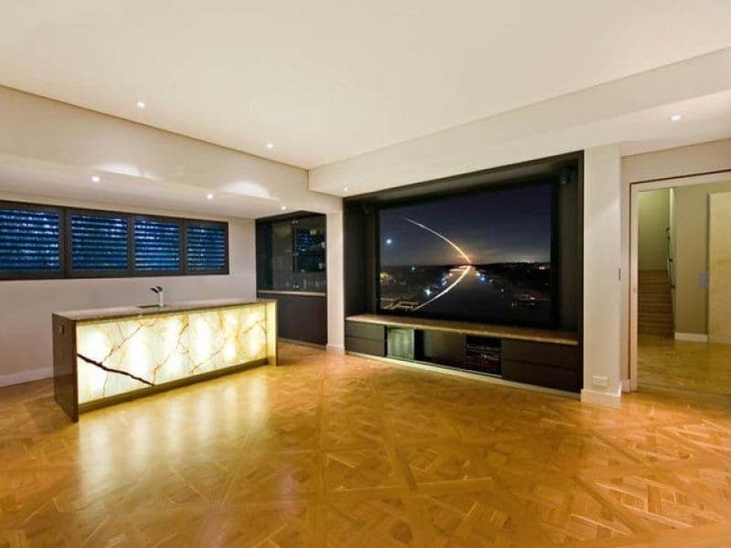 56 Burns Crescent, Chiswick - Thumbnail 7