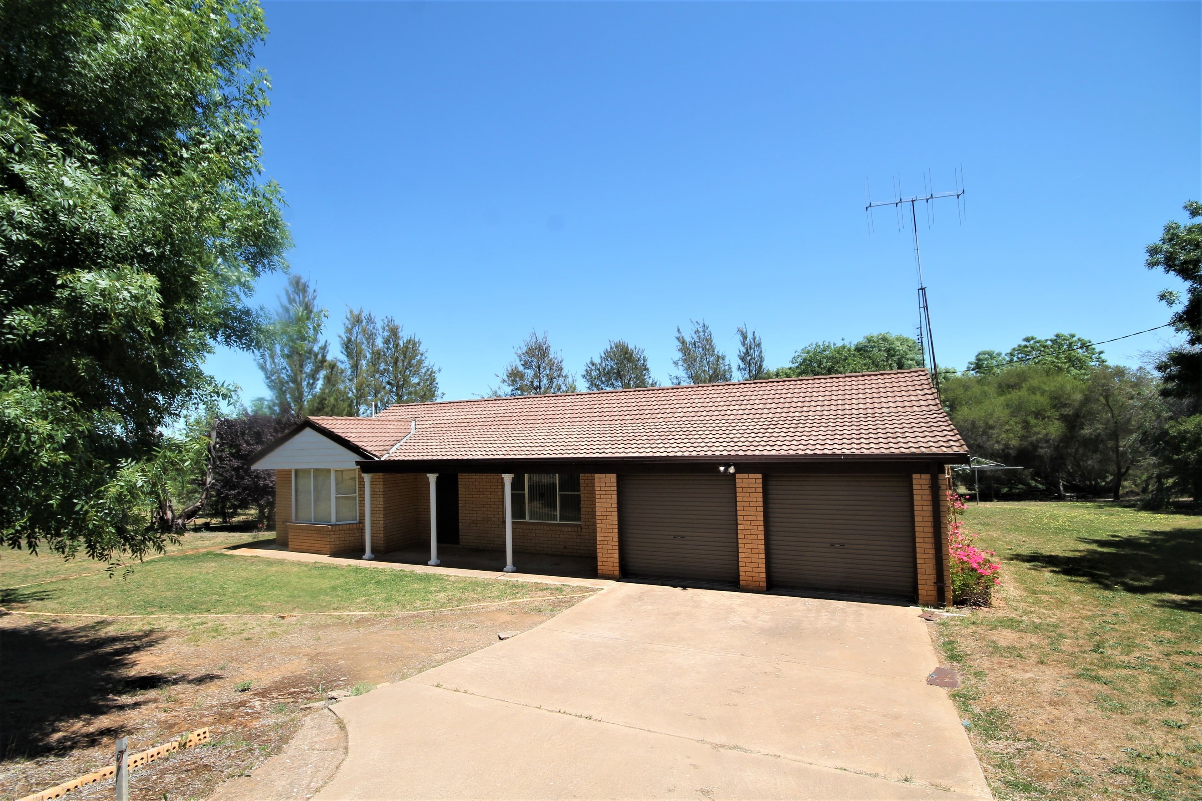 105 Prunevale Road, KINGSVALE, Young NSW 2594, Young - Image 1