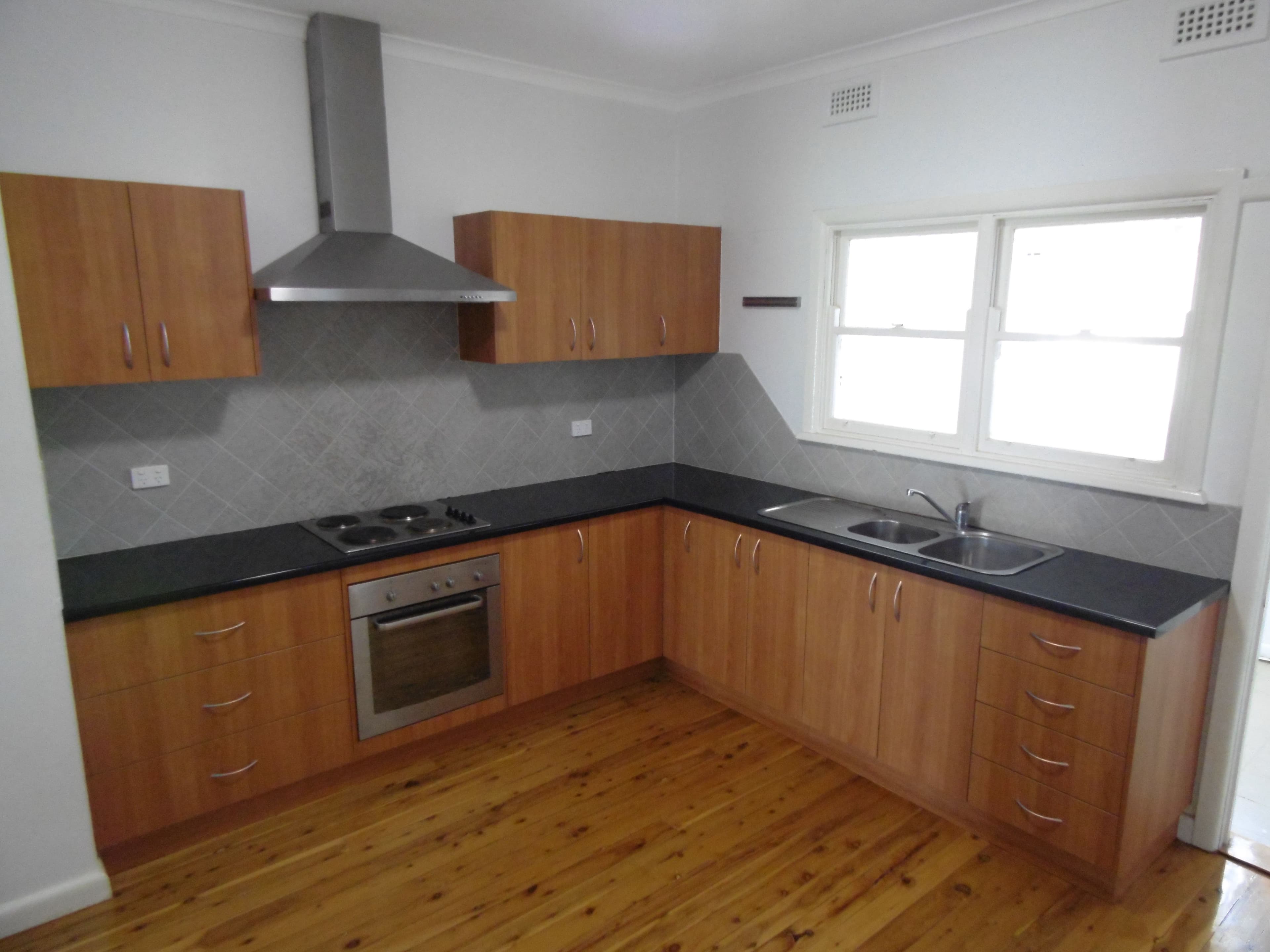 15 Coronation Avenue, Parkes - Thumbnail 4