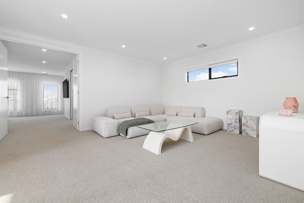 4 Eskdale Street, Werribee VIC 3030, Werribee - Thumbnail 4