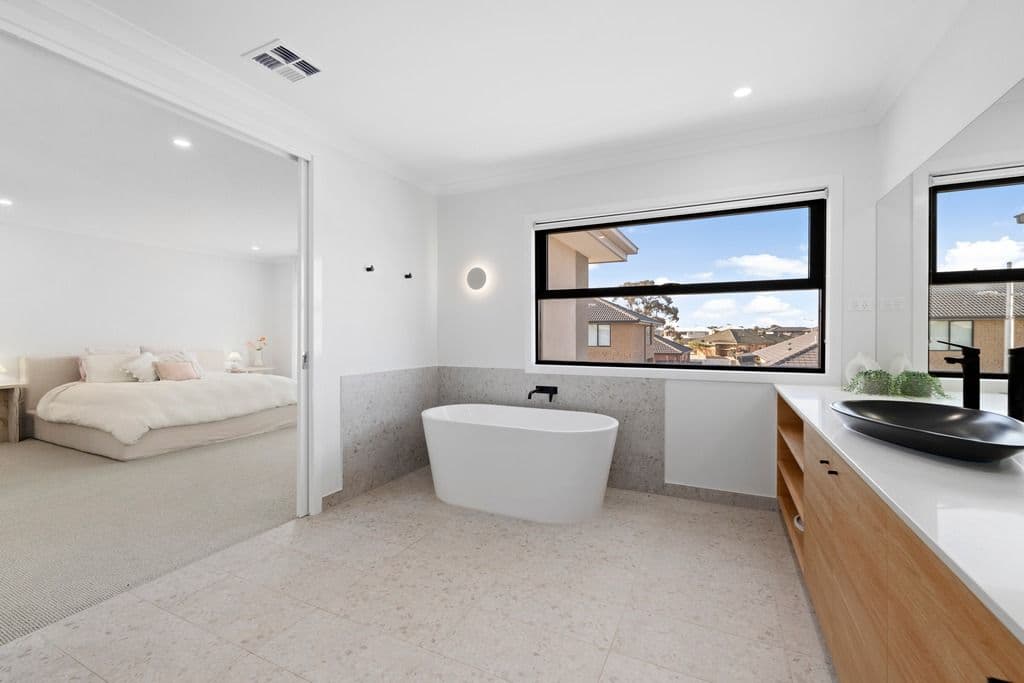 4 Eskdale Street, Werribee VIC 3030, Werribee - Thumbnail 6