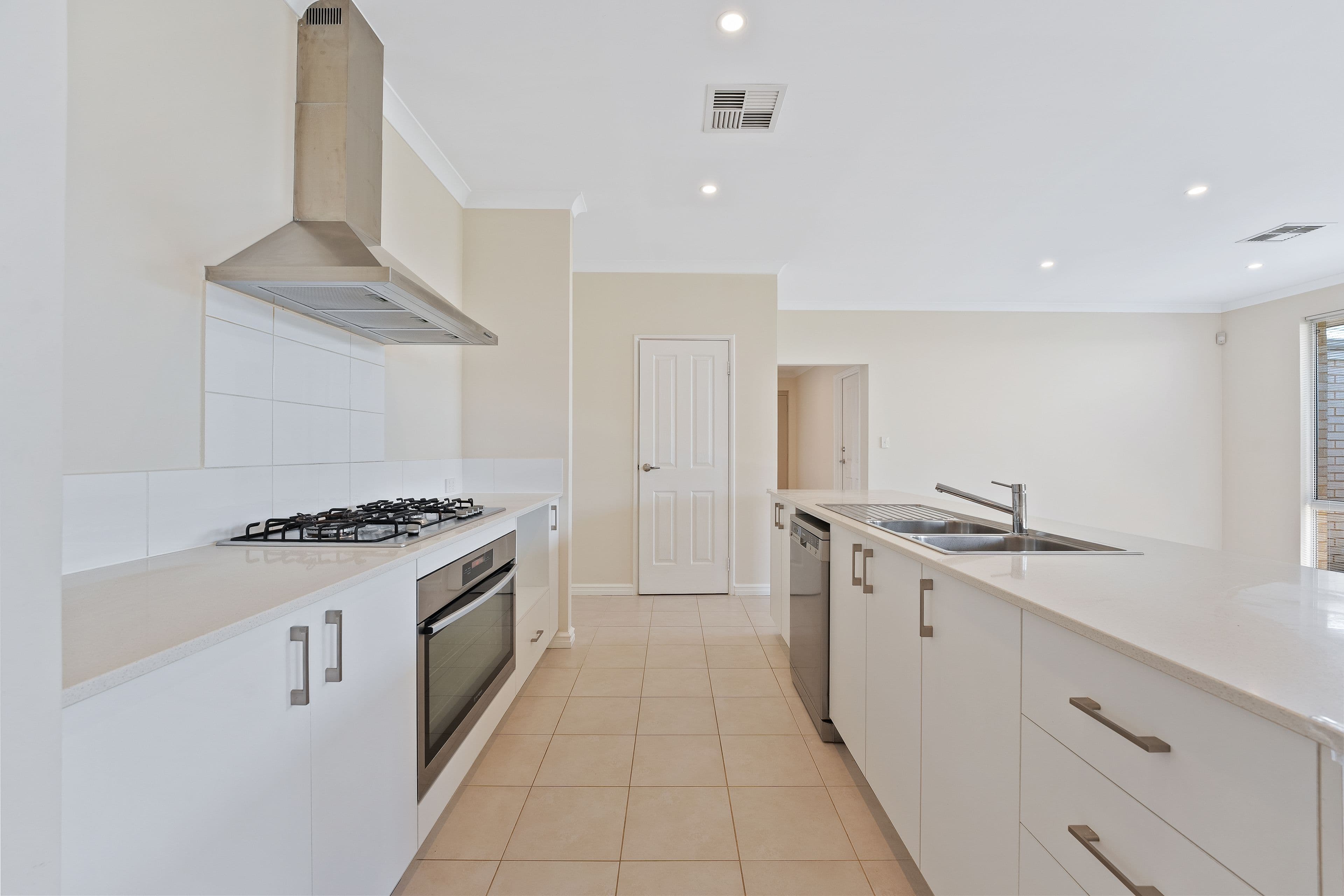 6 Larkfield Ridge, Baldivis WA 6171, Baldivis - Thumbnail 8