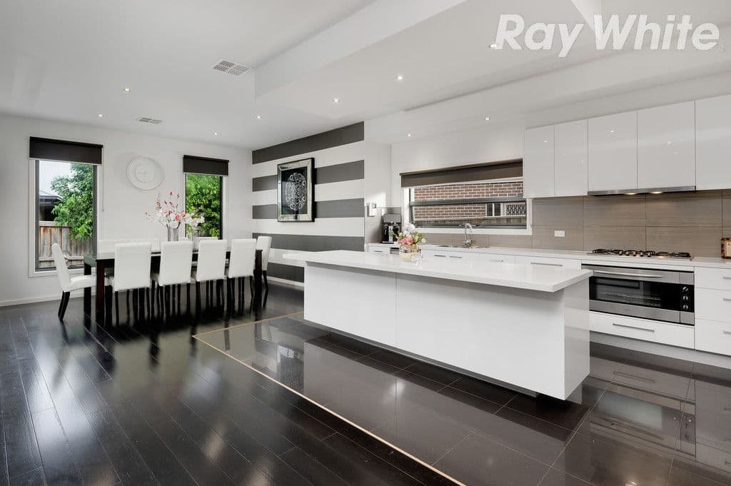 24 Songbird Cresent, South Morang VIC 3752, South Morang - Thumbnail 4