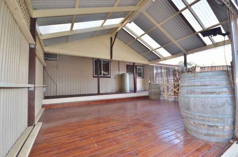 No. 28 Blyth Road, Clare SA 5453, Clare - Thumbnail 7