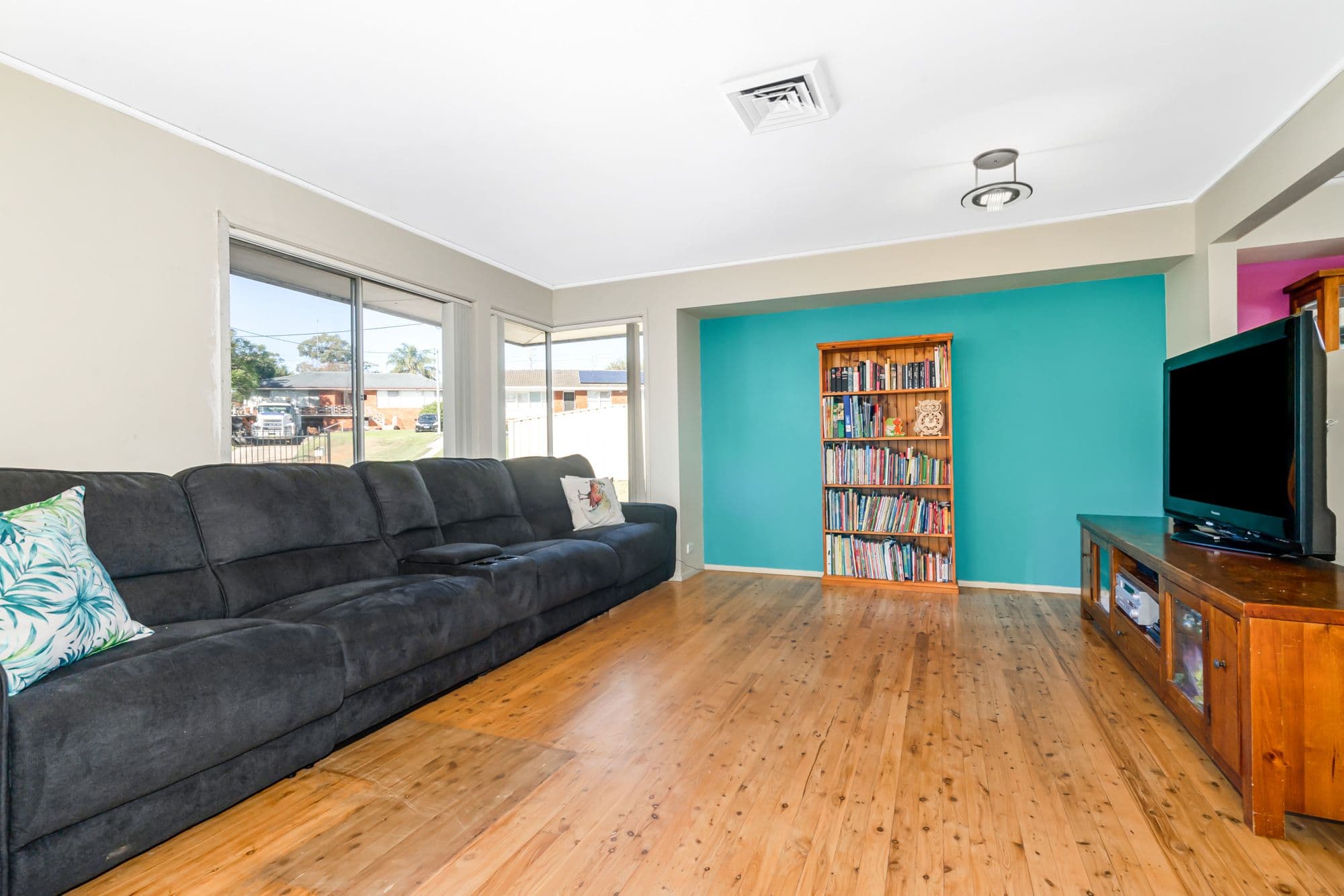 11 Rosedale Avenue, Penrith NSW 2750, Penrith - Thumbnail 3