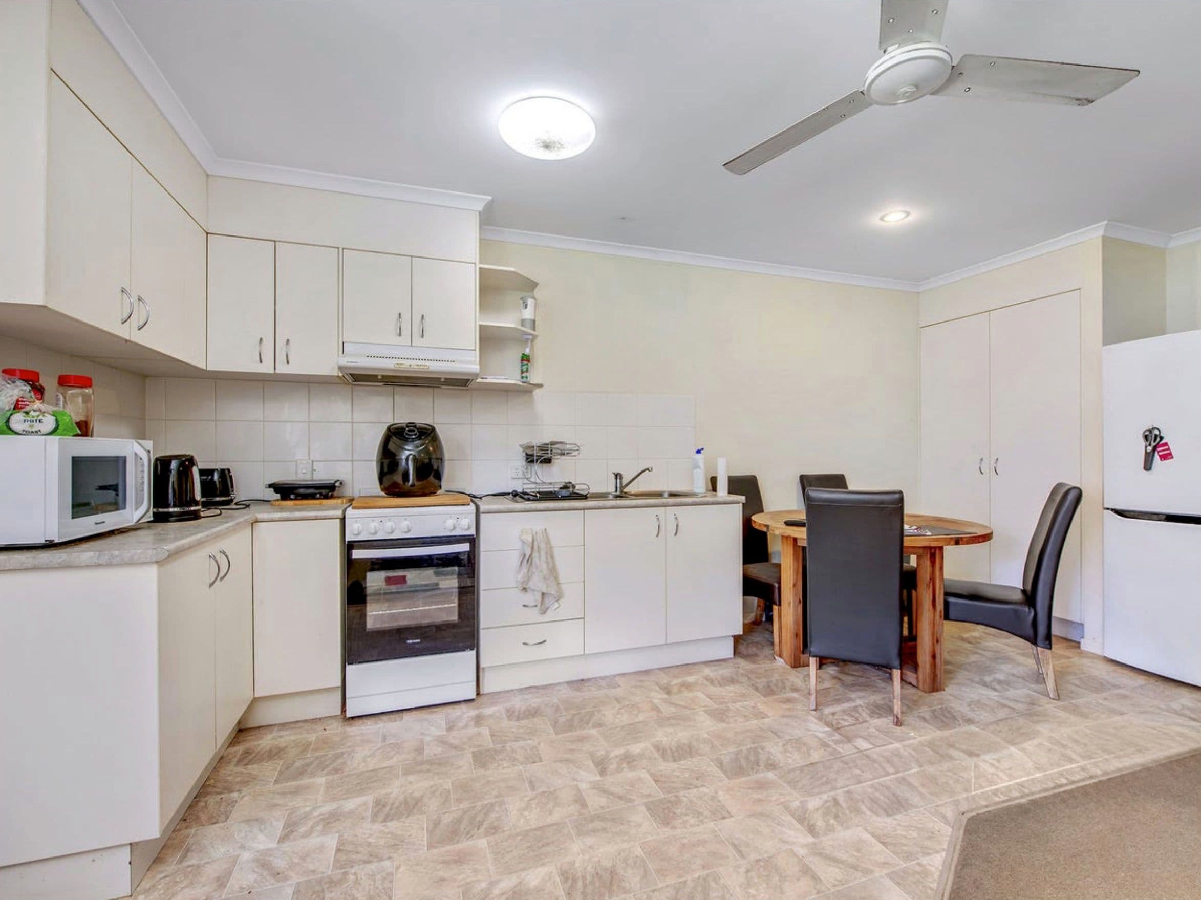 13 Thomas Street, Goodna QLD 4300, Goodna - Thumbnail 4