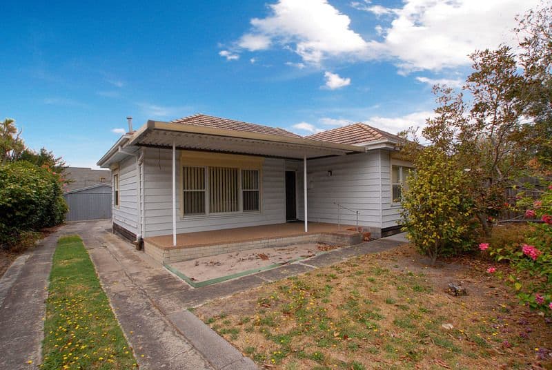 17 Inglis Avenue, Frankston VIC 3199, Frankston - Image 1