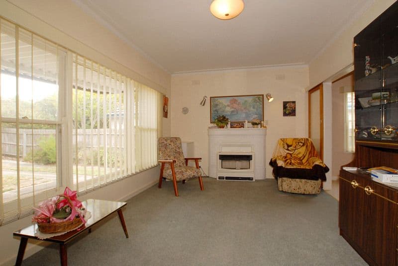 17 Inglis Avenue, Frankston VIC 3199, Frankston - Thumbnail 4